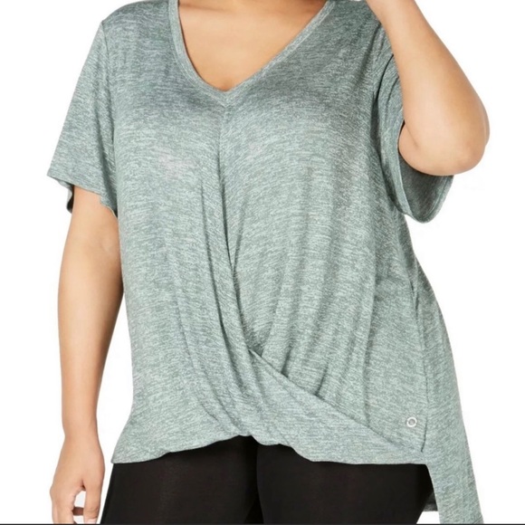 Calvin Klein Tops - Calvin Klein Performance T-Shirt